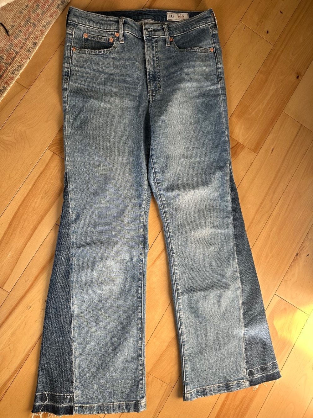 Gap '70s Flare High-Rise